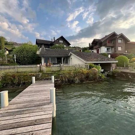 Private Escape On Thunersee Direct Water Access シュピーツ