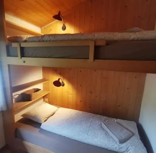 Neb-thun Seehaus Einigen Feriehus *